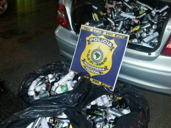 Produto estava em porta-malas de veículo 

parado na BR-101, em Tubarão