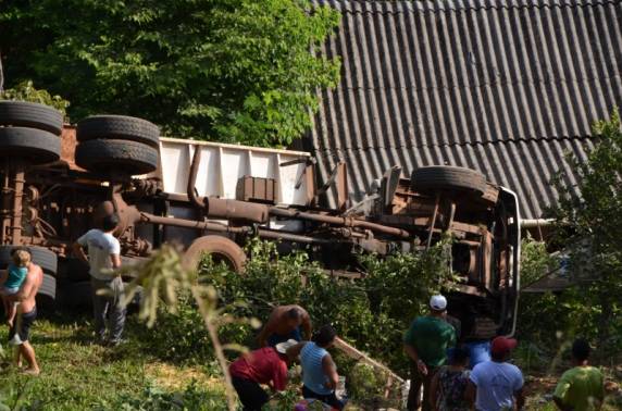 Acidente ocorreu na manhã deste sábado (24) na ERS-163