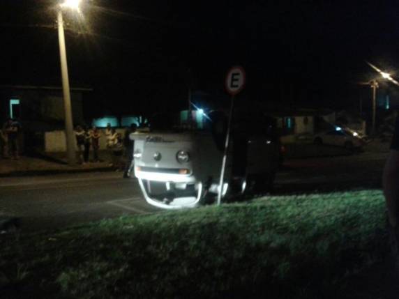 Acidente, que ocorreu no Bairro Dona Elisa, em Passo Fundo, foi provocado por uma invasão de preferencial