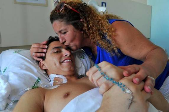 Irmãos ainda sofreram a ataque de 

leão e a duas graves colisões de trânsito
