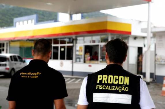 Valor cobrado que exceda a 

margem de reajuste do governo será punido se a causa não for comprovada