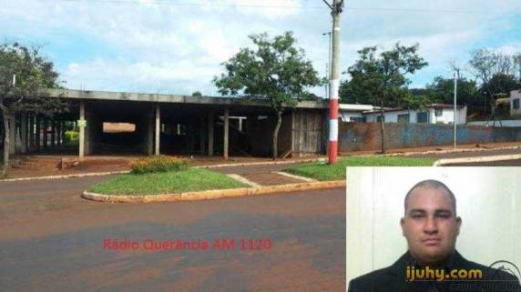 O jovem de 22 anos levou uma 

facada no peito