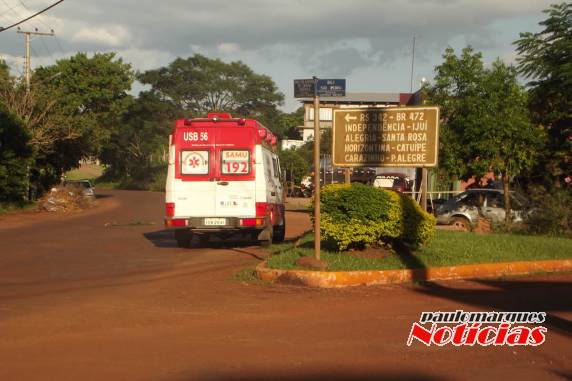O motoqueiro teve ferimentos leves. Ele pilotava uma moto com placa de Independência