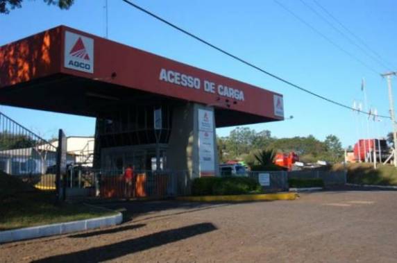 A AGCO deve demitir 

153 metalúrgicos da planta de Santa Rosa a partir desta quinta-feira