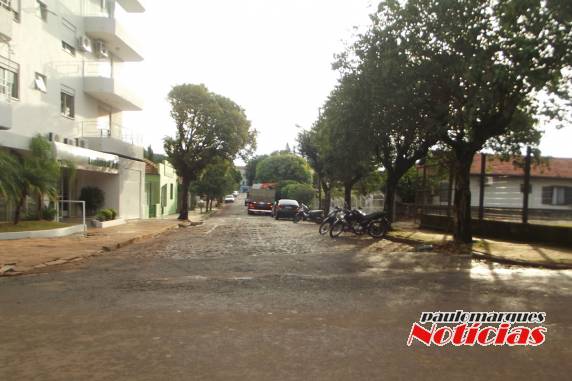 Ladrões 

furtaram diversos objetos
