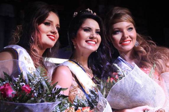 Muita emoção na noite da escolha da nova representante da beleza itapemense