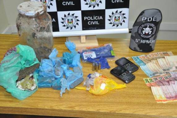 Dois homens e uma mulher vinham sendo investigados pela polícia há cerca de três meses