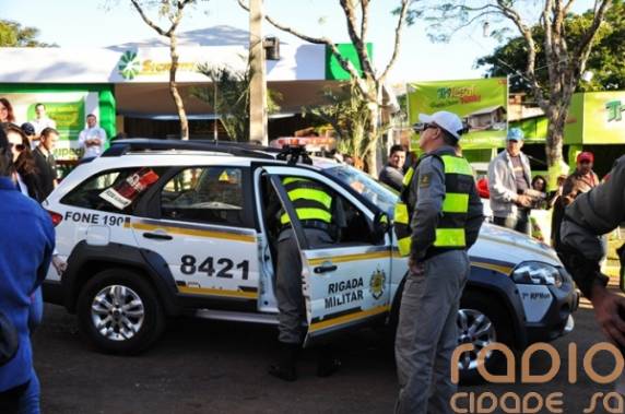 Comparsa conseguiu fugir após cometer roubo