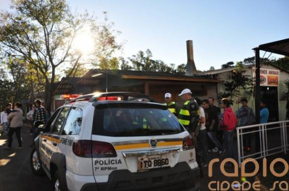 Comparsa conseguiu fugir após cometer roubo