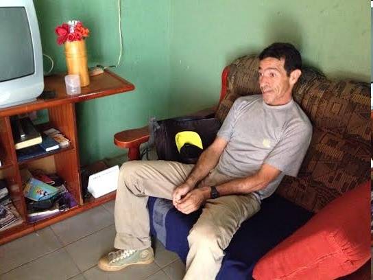 Ele 

disse que não tinha comida em casa e tentou furtar carne para o filho