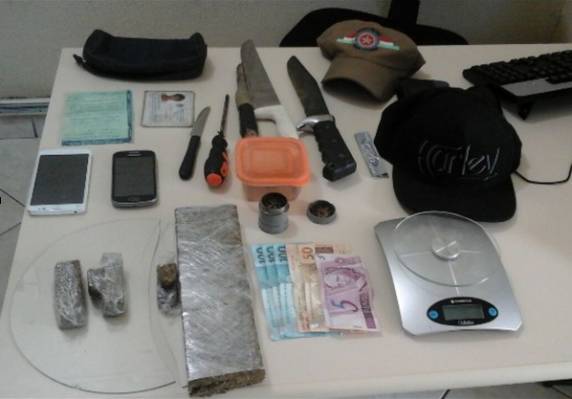 Homem disse à polícia que morava com ela, mas mulher denunciou mentira