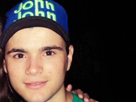 Familiares e amigos pedem punição a policial que matou Doglas