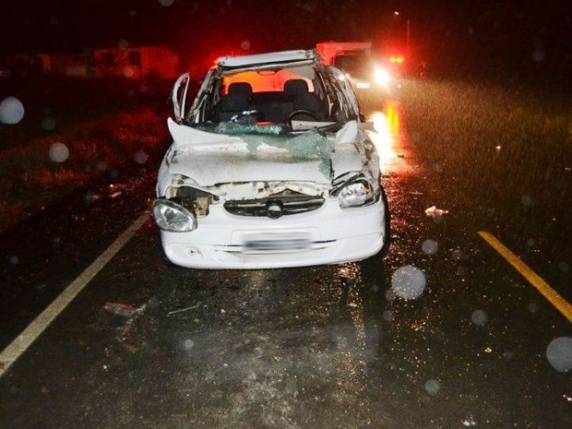 Acidente ocorreu no interior do município de Turvo na noite de 

terça (26)