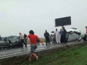 Conforme a PRF, veículos bateram de frente no sentido Sul da rodovia