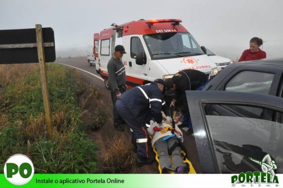 Passageira do Palio foi encaminhada ao Hospital Santo Antônio