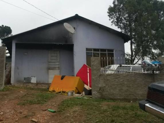 'Não conseguirmos tirar eles de dentro', disse pai de meninos de 8 e 9 

anos