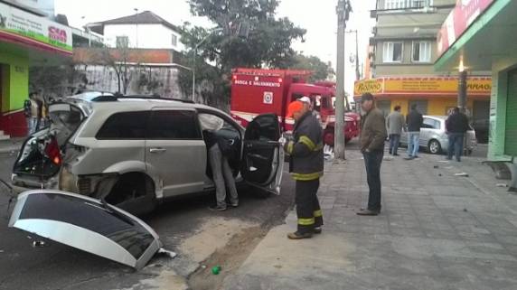 Freemont teria avançado o sinal vermelho na esquina da ruas Visconde de Pelotas e Dr. Bozano