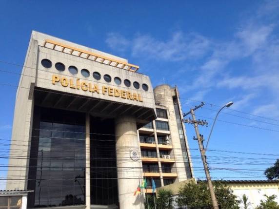 Freitas Filho é 

suspeita de viabilizar pagamento a funcionários da Petrobras