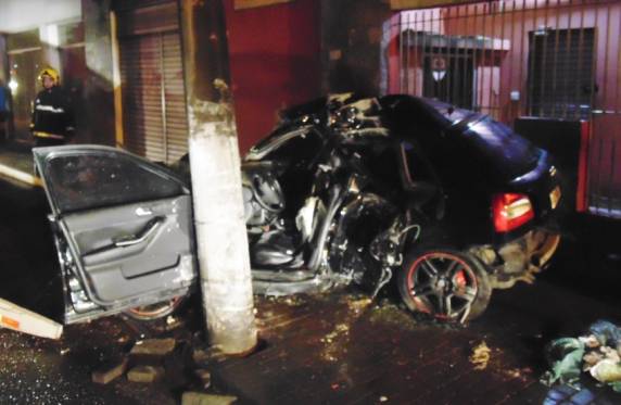 Acidente ocorreu no bairro Itoupava Norte, em Blumenau