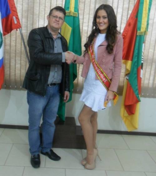 Visita ocorreu na tarde desta segunda-feira