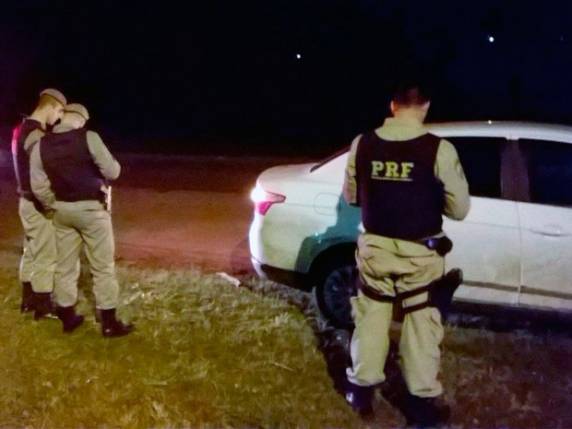 Estrangeiro foi autuado em 

flagrante por receptação e adulteração