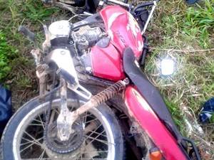Acidente aconteceu na manhã desta sexta (10) em Sangão, no Sul de SC