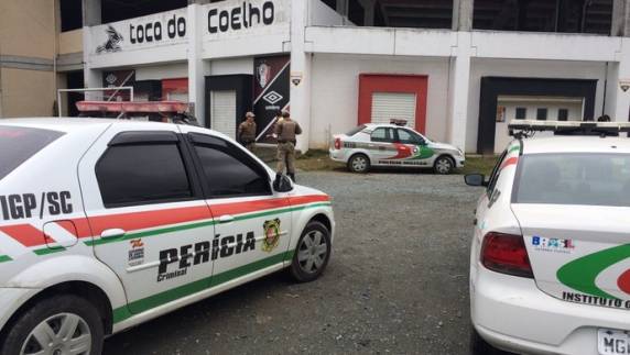 Troféu do título de 2015 foi furtado durante a madrugada desta quinta-

feira, depois 
da Justiça Desportiva determinar que campeão de 2015 é o Figueirense