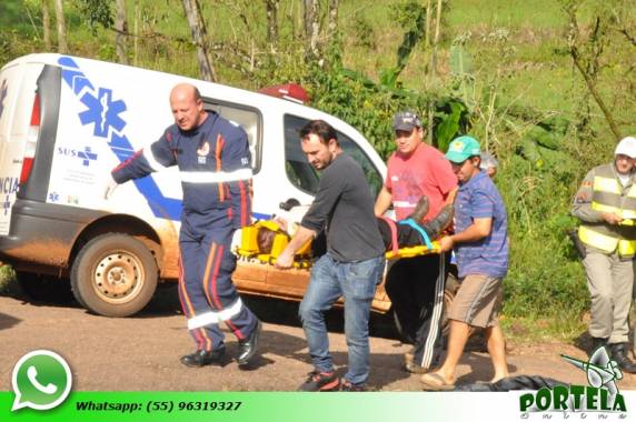 Ambulância de Redentora se envolve em 

acidente na RSC-472, em Tenente Portela