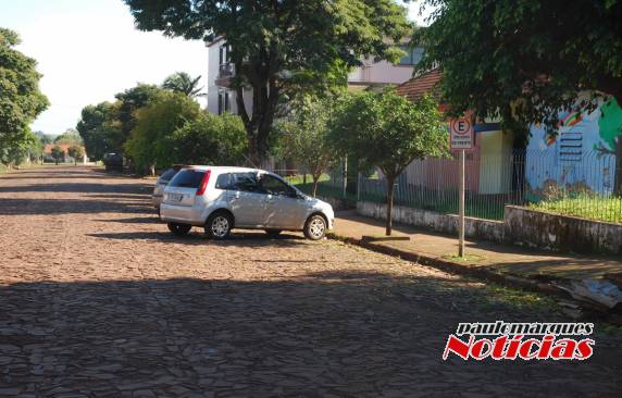 O furto ocorreu na manhã desta terça-feira