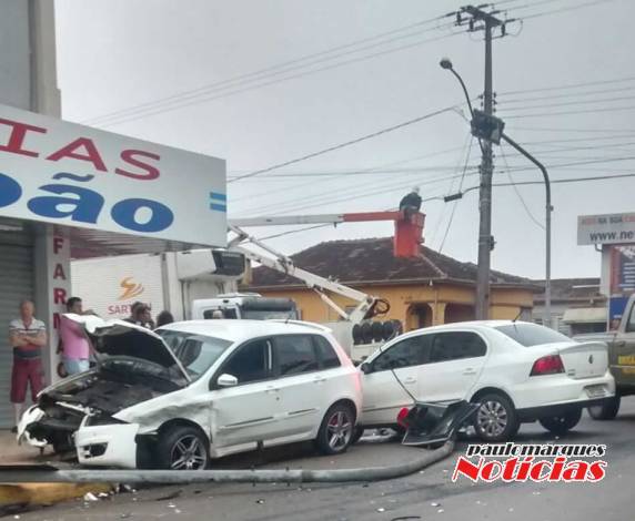Um passageiro teve escoriações