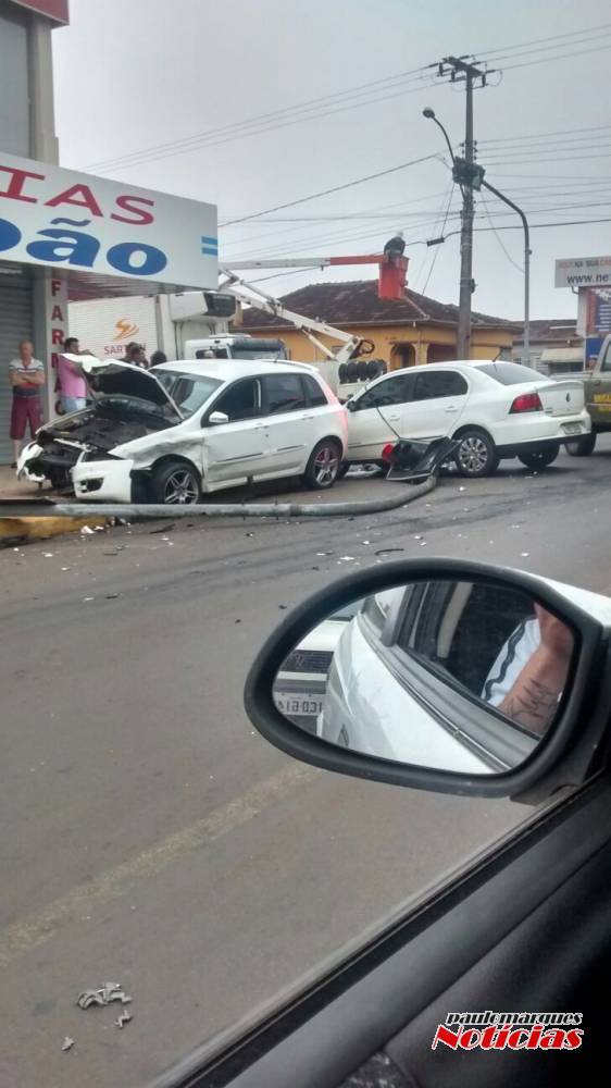 Um passageiro teve escoriações