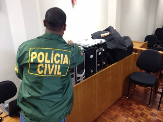 Promotor ouviu detidos e testemunhas na tarde desta quarta-feira (19)
