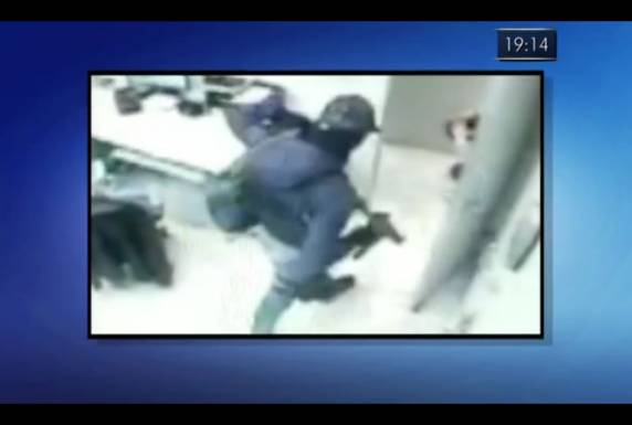 Delegado afirma que homens deixaram 

na agência valor roubado do cofre