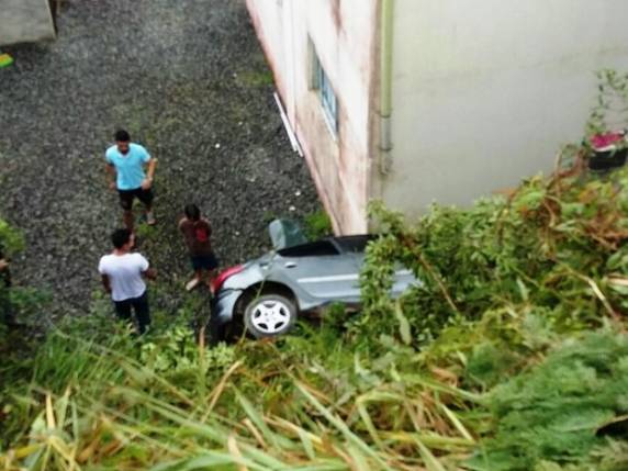 Acidente aconteceu na manhã deste sábado (5) em Joinville
