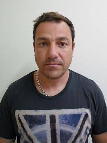 O PM foi preso em flagrante por tráfico de drogas, peculato e 

exploração de jogos de azar