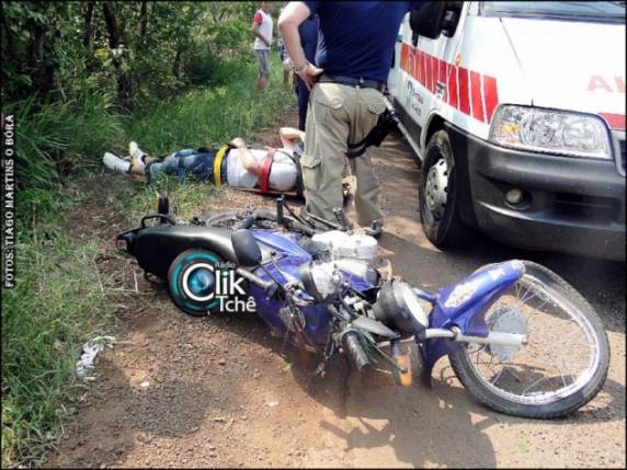 Fato aconteceu no quilômetro 39 da 

rodovia e envolveu duas motocicletas