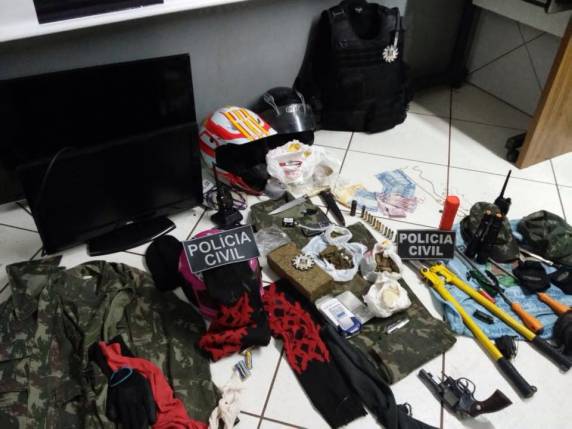 Homem preso era procurado pela acusação de dois 

homicídios em Carazinho