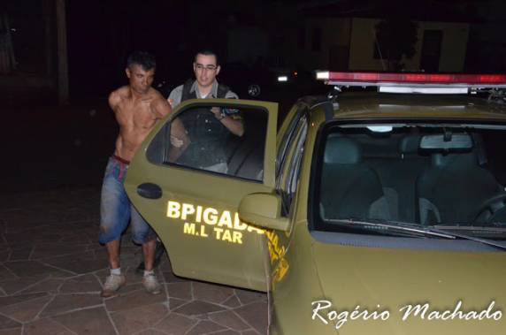 O fato foi registrado na madrugada deste sábado