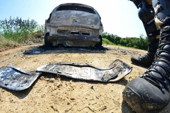 Bandidos fugiram levando dinheiro, armas e coletes balísticos do vigilantes