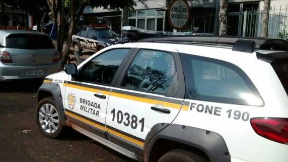 Malote e veículo da vítima foram levados