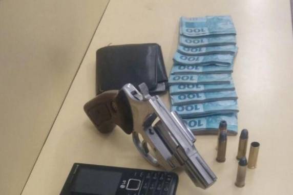 Ao fechar 

negócio, homem se tornou vítima de tentativa de roubo. Foi baleado de raspão, mas passa bem