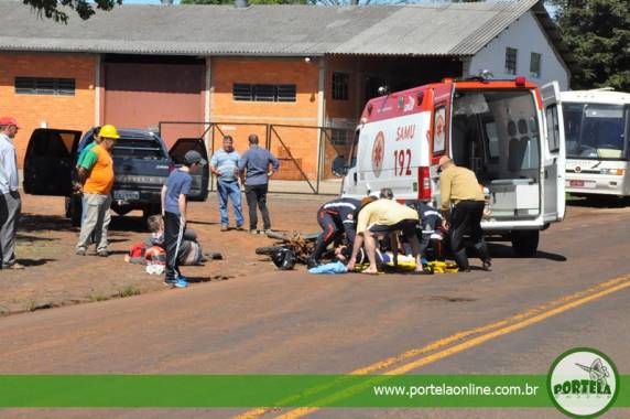 Ocupantes da moto ficaram feridos