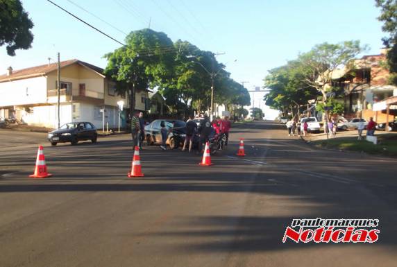 Veículos se envolveram em acidente na Av. Senador Alberto Pasqüaline, no entroncamento com as ruas Buricá e 

Matogrosso