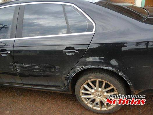Enquanto o dono do Jetta 

trabalhava o fato aconteceu em Três de Maio