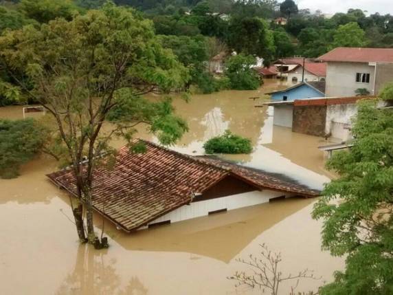 Desde 15 de setembro, várias regiões tiveram mais de 40 dias de 

chuva