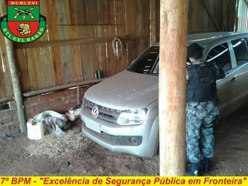 Um veículo 

foi apreendido no lado brasileiro e dois no lado argentino