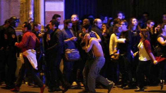 Explosões 

também foram ouvidas próximo ao Stade de France, que recebia partida entre as seleções francesa e alemã