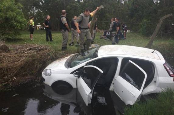 Três criminosos foram presos pela polícia