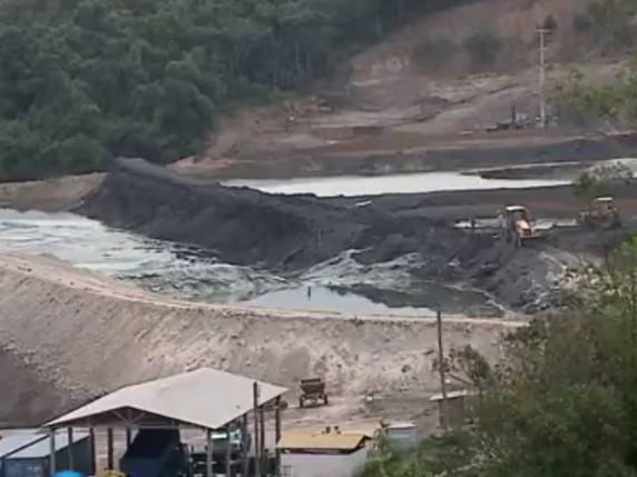 Local acumula rejeitos do carvão em Lauro Müller, no Sul catarinense