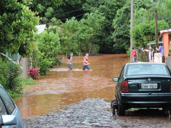 RGE cotabilizou 14 mil residências sem energia
